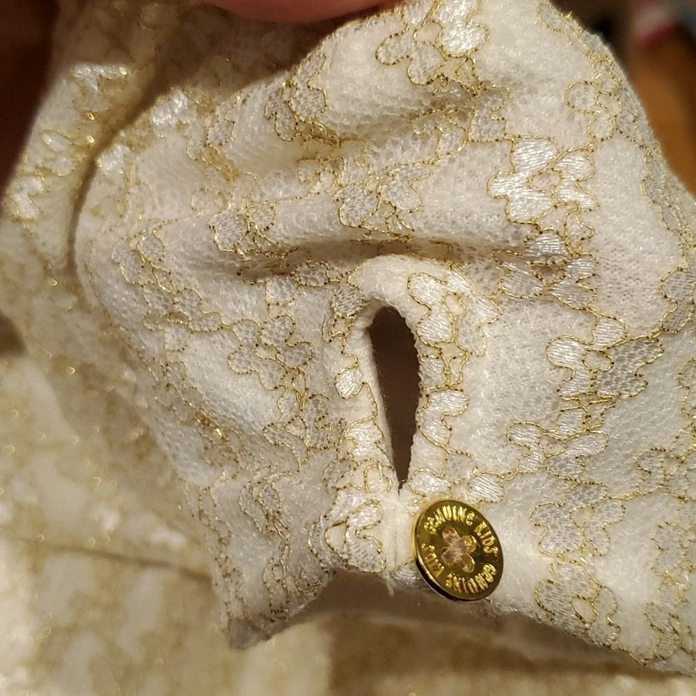 Genuine Kids Oshkosh Girls Metallic Gold‎ Lace Short Sleeve Shirt Size 4T